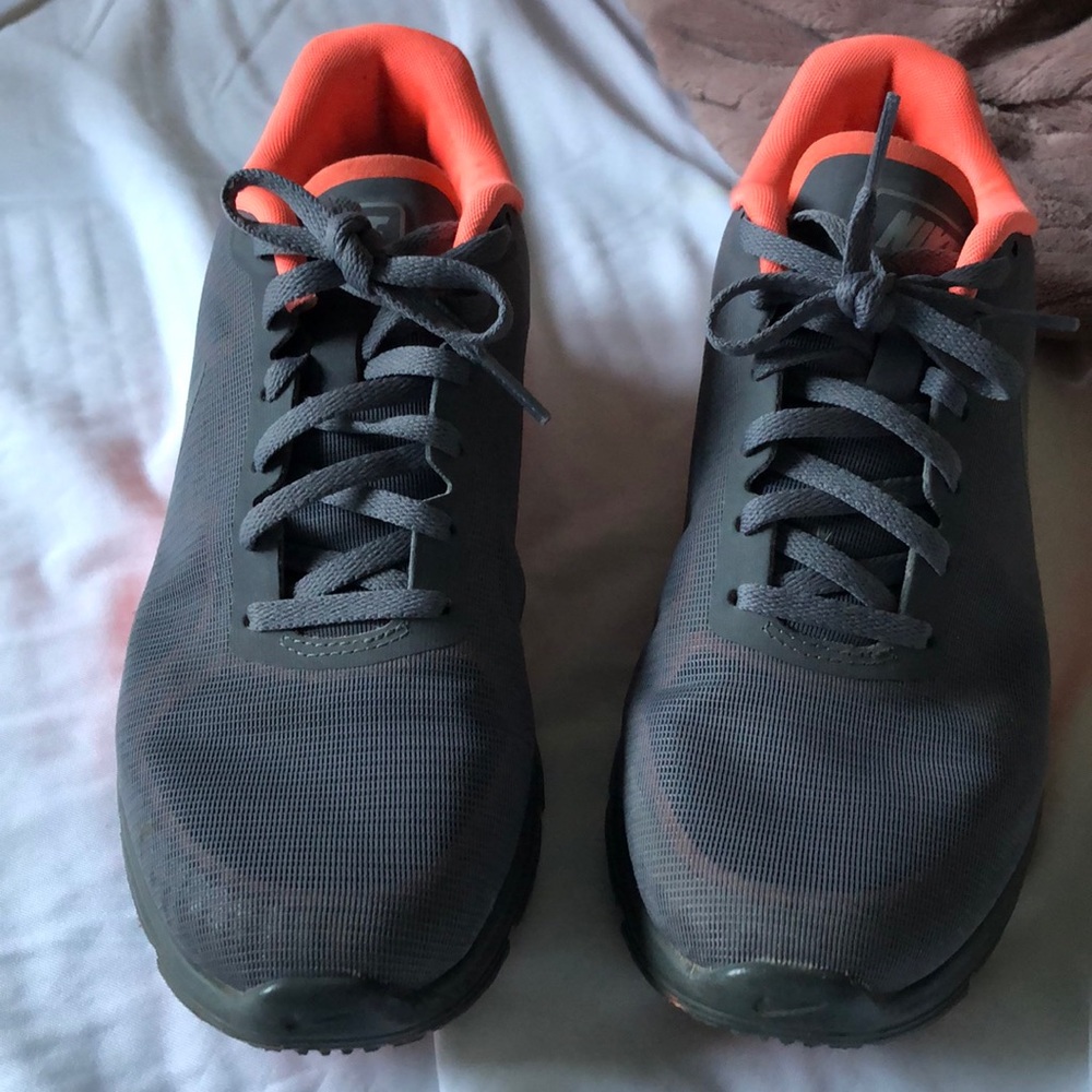 Nike airmax shoes
